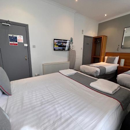 Apollo Hotel Kings Cross London Bagian luar foto