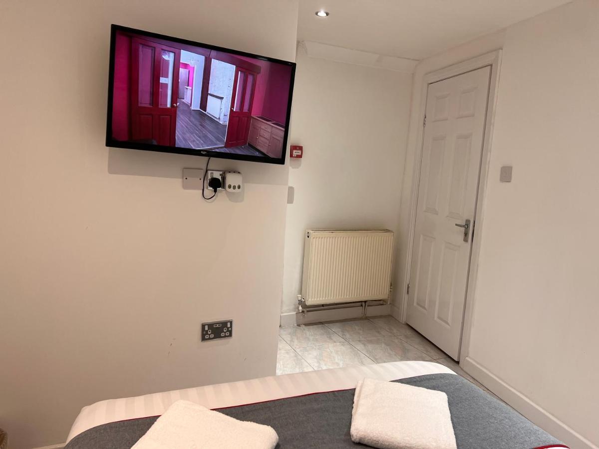 Apollo Hotel Kings Cross London Bagian luar foto